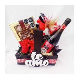 Arreglo Botella Vino y Chocolates
